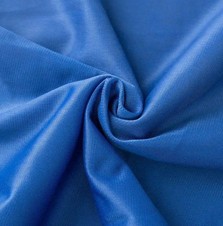 El viaje transfronterizo del tejido de terciopelo mercerizado: ¿no es la combinación perfecta entre innovación textil y vida moderna?